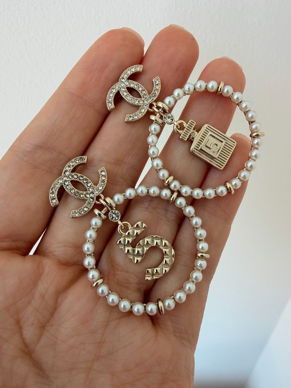 ✨CHANEL Pearl Hoop Earrings with Crystal CC Logo and Number 5 Charm✨ - Picture 6 of 9